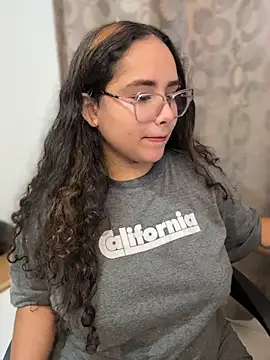 Snapshot of CurlyGirl_1 chatting on 20, 7, 2026 CurlyGirl 1 online show from 20, 7, 2026