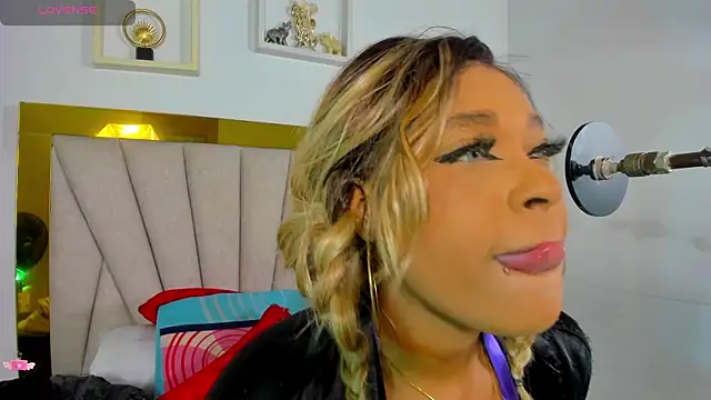 angel dthroatt online show from 11, 1, 2025