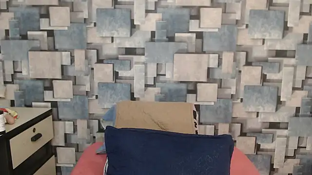 angel dthroatt online show from 17, 12, 2025