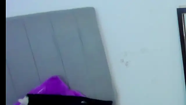 Snapshot of Rouse_bell chatting on 24, 2, 2025 Rouse bell online show from 24, 2, 2025