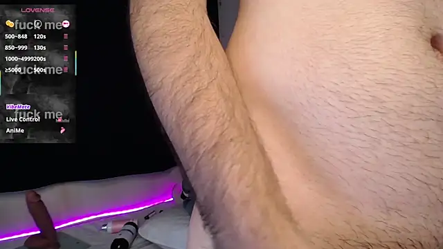 Snapshot of henry_diiaz chatting on 28, 11, 2025 henry diiaz online show from 28, 11, 2025