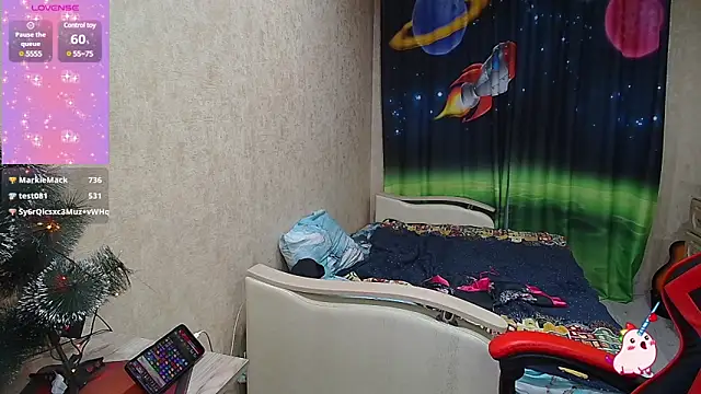 Alexis Gordon online show from 18, 1, 2025