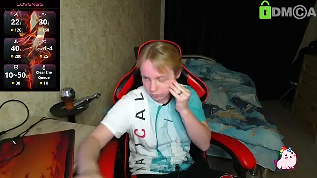 Alexis Gordon online show from 24, 10, 2025