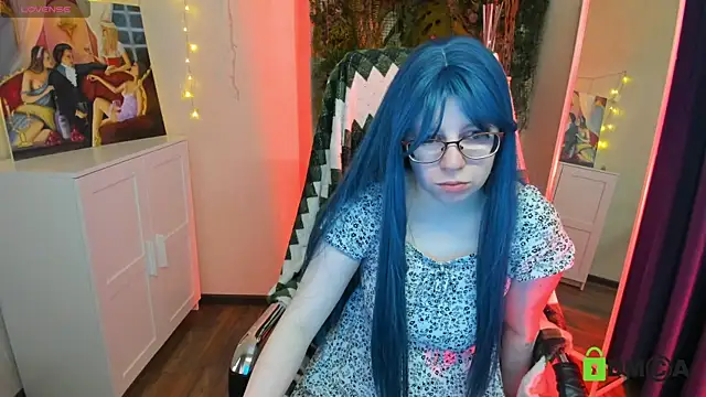 Melissa Wells online show from 5, 3, 2025