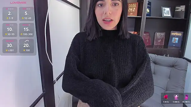 Snapshot of NicolRoss_ chatting on 14, 10, 2025 NicolRoss online show from 14, 10, 2025