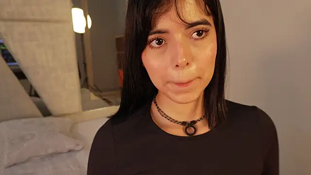 Snapshot of NicolRoss_ chatting on 16, 11, 2025 NicolRoss online show from 16, 11, 2025