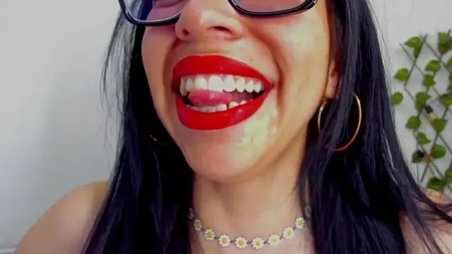 Snapshot of Katty_mouth chatting on 11, 10, 2025 Katty mouth online show from 11, 10, 2025