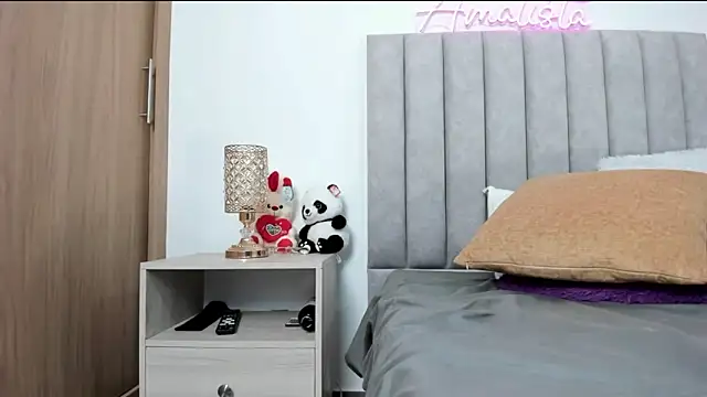 AmatistaSallow   online show from 7, 2, 2025