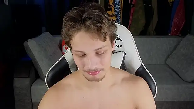 Snapshot of TeddyLiLboy chatting on 3, 12, 2024 TeddyLiLboy online show from 3, 12, 2024