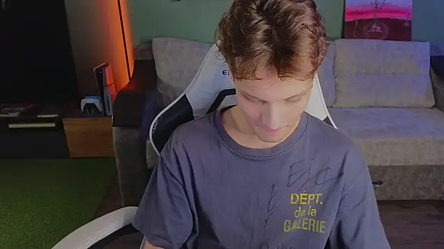 Snapshot of TeddyLiLboy chatting on 26, 11, 2025 TeddyLiLboy online show from 26, 11, 2025