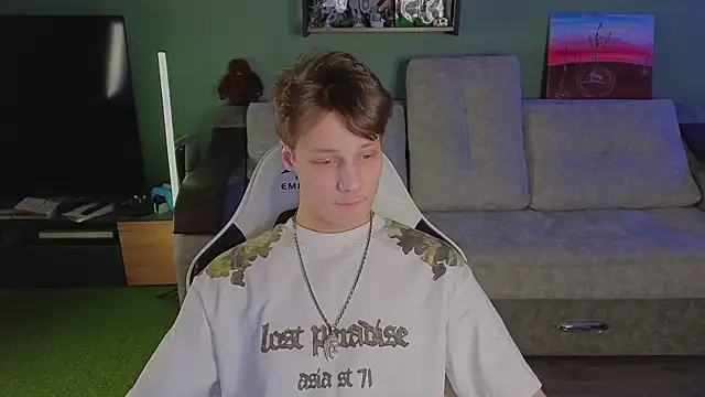 Snapshot of TeddyLiLboy chatting on 3, 4, 2026 TeddyLiLboy online show from 3, 4, 2026