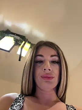 IsabellaEtthan online show from 18, 3, 2025