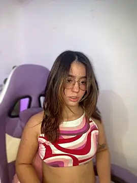 Snapshot of BlairVicent chatting on 9, 1, 2025 BlairVicent online show from 9, 1, 2025