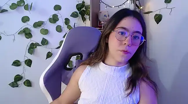 Snapshot of BlairVicent chatting on 6, 2, 2025 BlairVicent online show from 6, 2, 2025