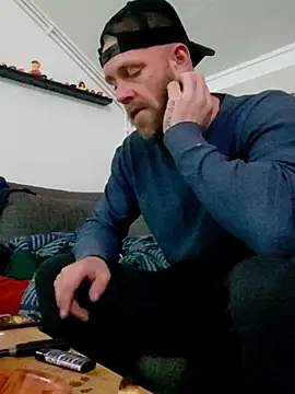 eltoulou online show from 10, 11, 2025