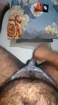 Snapshot of workoutsaurabh chatting on 12, 3, 2025 workoutsaurabh online show from 12, 3, 2025