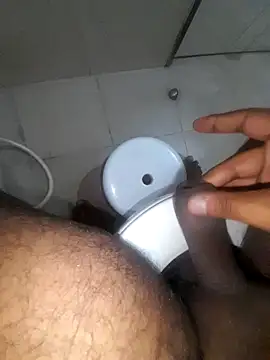 Snapshot of workoutsaurabh chatting on 23, 3, 2025 workoutsaurabh online show from 23, 3, 2025