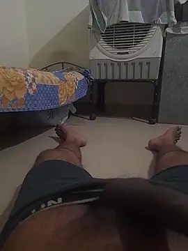 Snapshot of workoutsaurabh chatting on 24, 10, 2025 workoutsaurabh online show from 24, 10, 2025