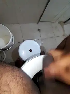 Snapshot of workoutsaurabh chatting on 21, 11, 2025 workoutsaurabh online show from 21, 11, 2025