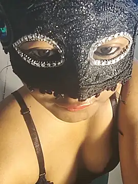 FANTASY QUEEN 07 online show from 5, 6, 2026
