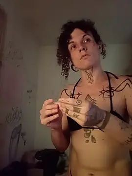 SuccubusTatuada online show from 6, 2, 2026