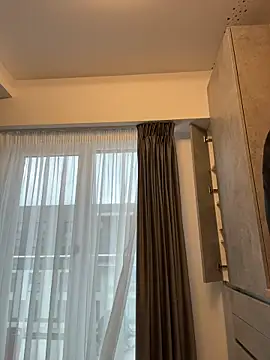 Snapshot of deliaroyal chatting on 2, 12, 2025 deliaroyal online show from 2, 12, 2025