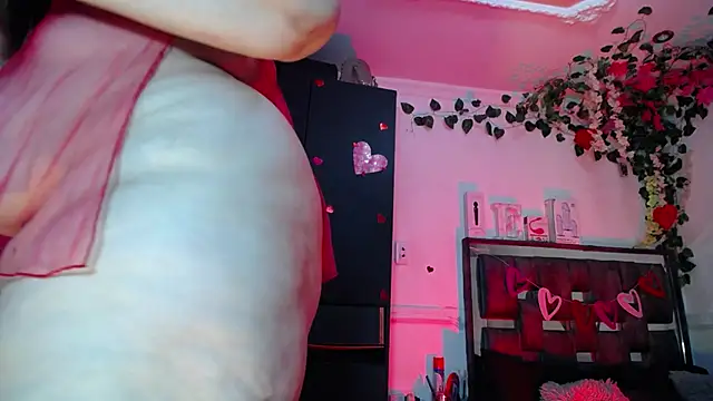 Snapshot of emma_hoot1 chatting on 18, 2, 2025 emma hoot1 online show from 18, 2, 2025