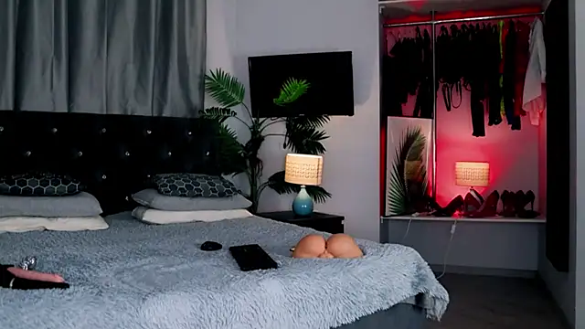 InvitingTina online show from 20, 3, 2025