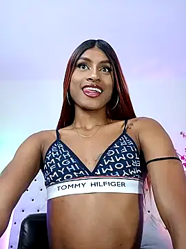 Snapshot of Elektra_Queen chatting on 18, 1, 2025 Elektra Queen online show from 18, 1, 2025