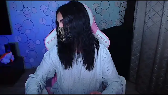   Yasmina   online show from 1, 10, 2025