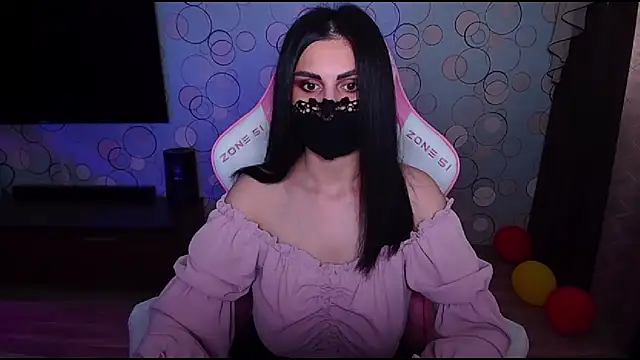   Yasmina   online show from 13, 4, 2026