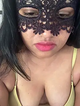 Snapshot of Shasha_X chatting on 5, 3, 2025 Shasha X online show from 5, 3, 2025