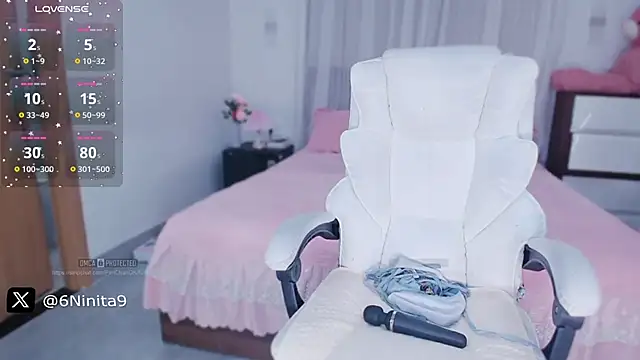 Snapshot of PimChanOK chatting on 18, 2, 2025 PimChanOK online show from 18, 2, 2025