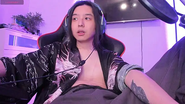 wexlee7 online show from 4, 11, 2025