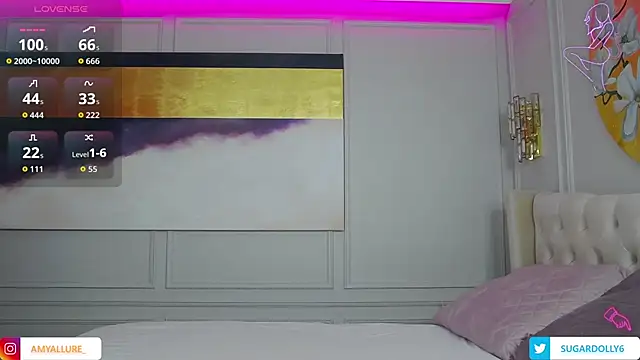 AmyAzureee online show from 11, 9, 2025