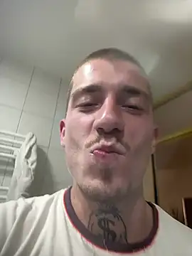 Snapshot of bosnianhot chatting on 8, 5, 2026 bosnianhot online show from 8, 5, 2026