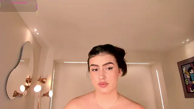 PaulinaSantos  online show from 20, 7, 2026