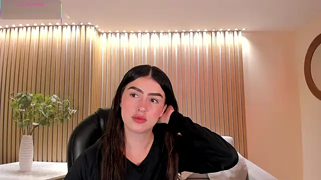 PaulinaSantos  online show from 29, 7, 2026