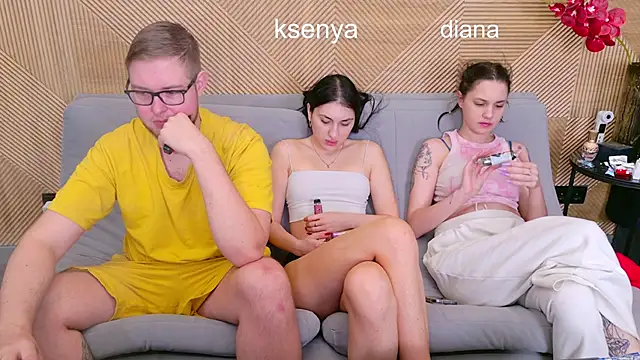 Ksenny online show from 21, 4, 2026