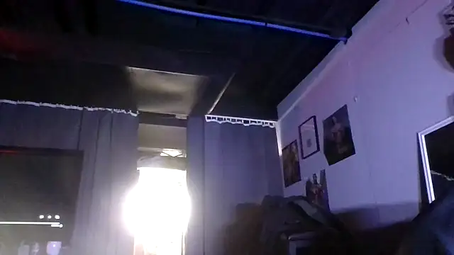 Snapshot of Paulhenry chatting on 15, 12, 2025 Paulhenry online show from 15, 12, 2025