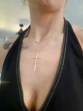 SweetMonicaUK online show from 27, 2, 2025