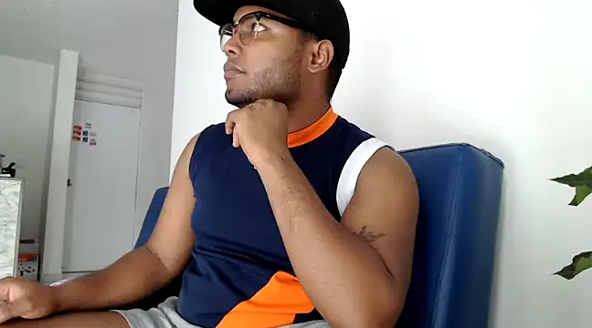 Snapshot of dave_banks chatting on 30, 1, 2025 dave banks online show from 30, 1, 2025