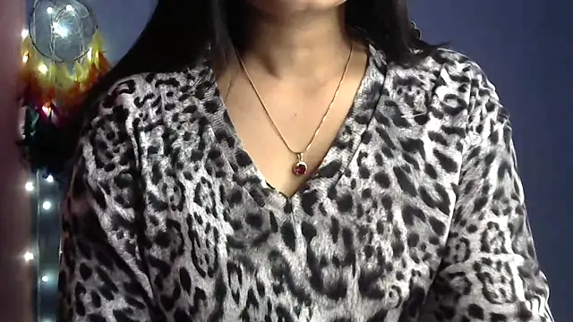 Black cat cutie online show from 13, 12, 2024