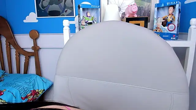 miss keisi online show from 30, 1, 2025