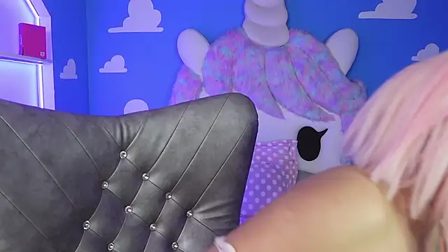 miss keisi online show from 25, 3, 2026