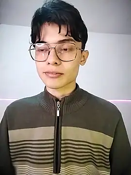 Dmitri Aksnes online show from 28, 11, 2025