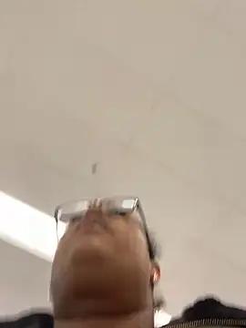 Snapshot of ebonyred chatting on 6, 3, 2025 ebonyred online show from 6, 3, 2025