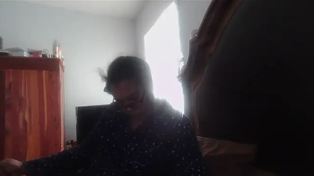 Snapshot of ebonyred chatting on 14, 11, 2025 ebonyred online show from 14, 11, 2025