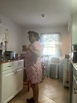 Snapshot of ebonyred chatting on 22, 11, 2025 ebonyred online show from 22, 11, 2025