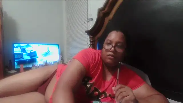 Snapshot of ebonyred chatting on 11, 3, 2026 ebonyred online show from 11, 3, 2026